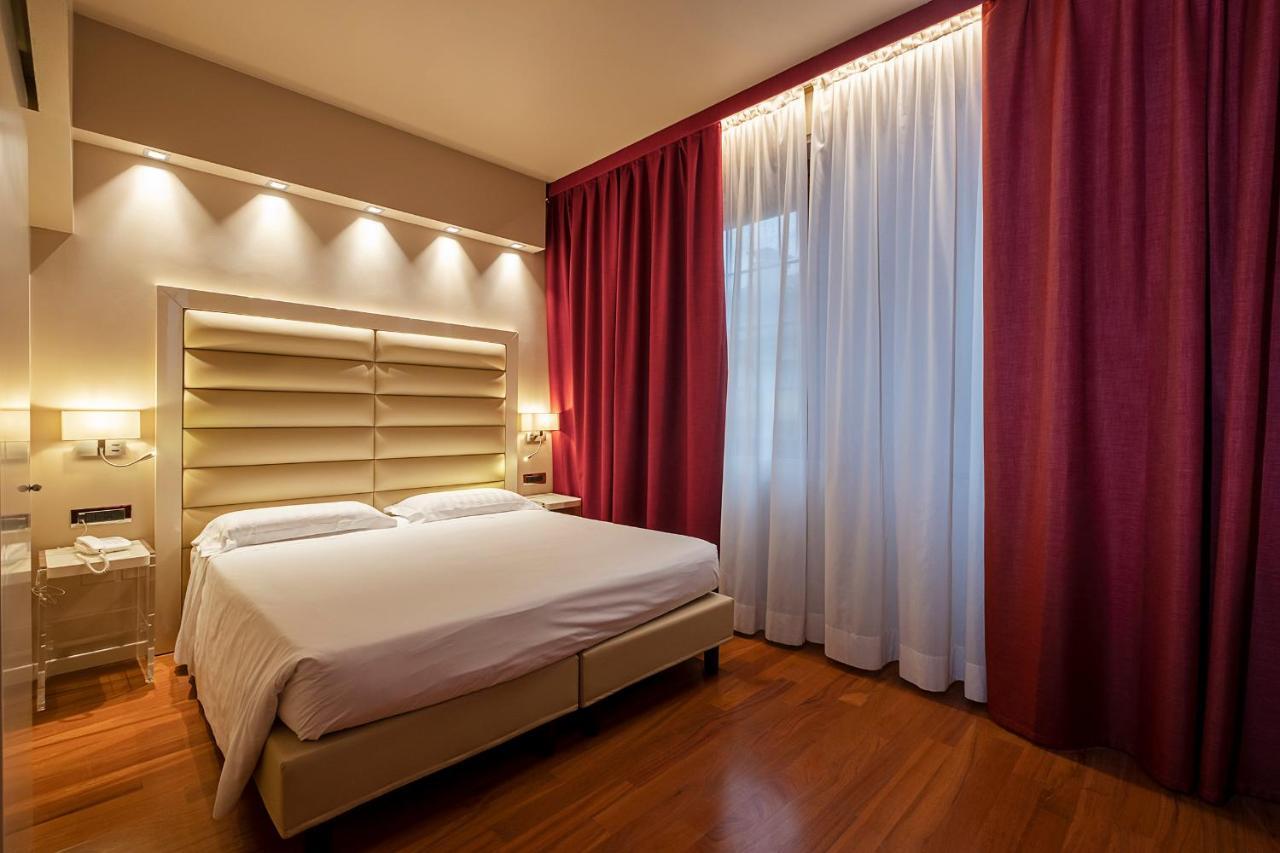 Hotel Touring Ferrara Exterior photo